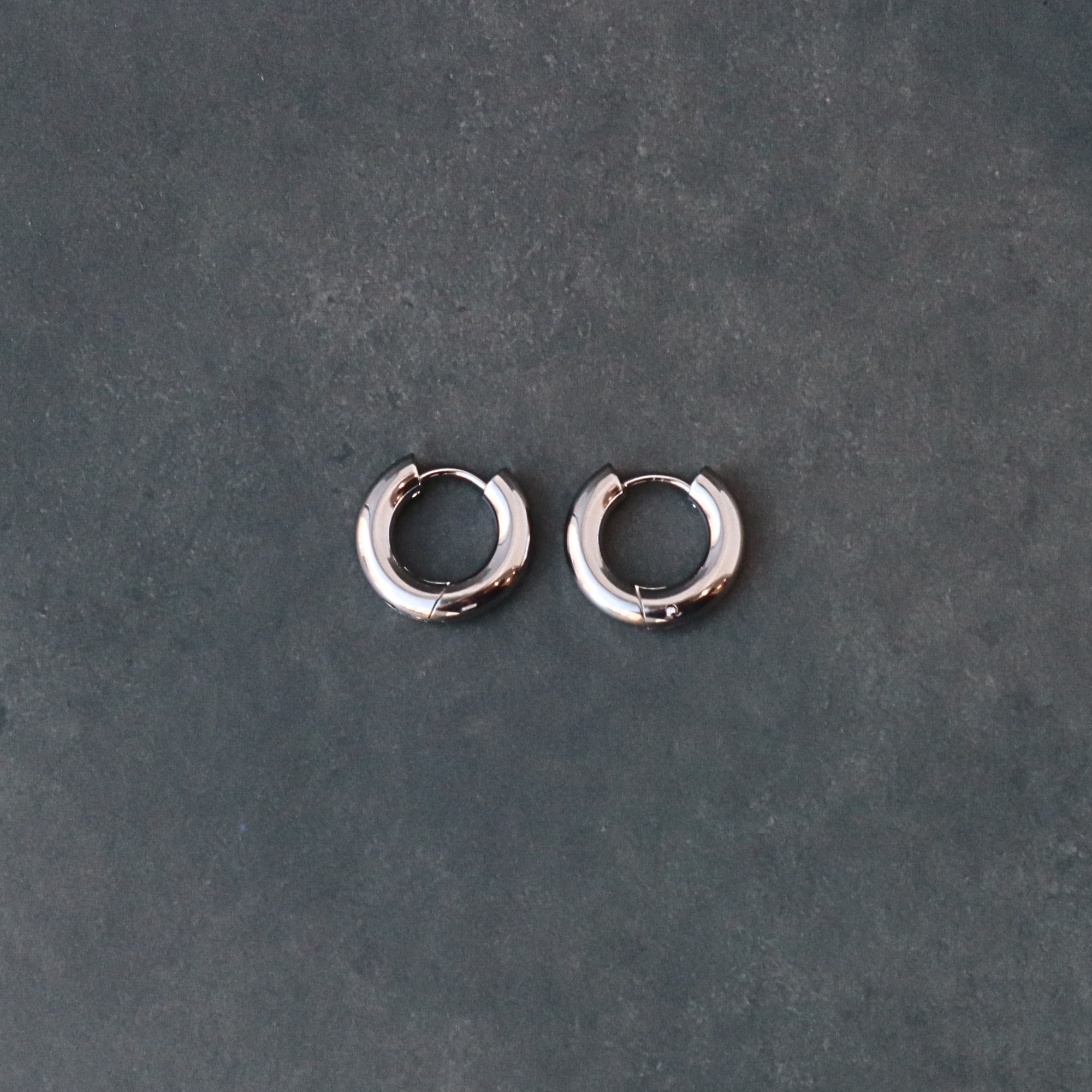 Minima(ミニマ ピアス)