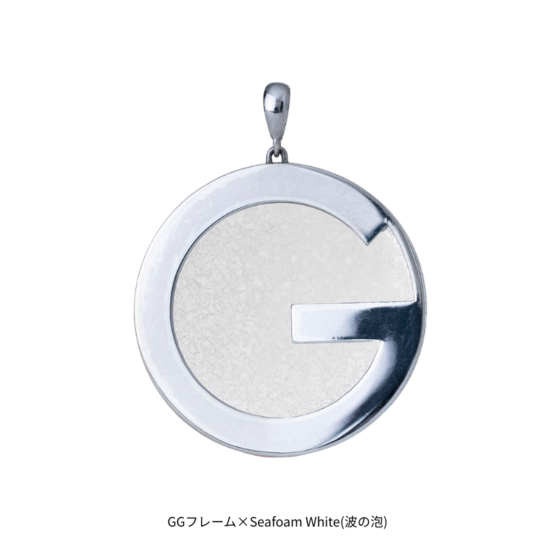 Seafoam White(波の泡)
