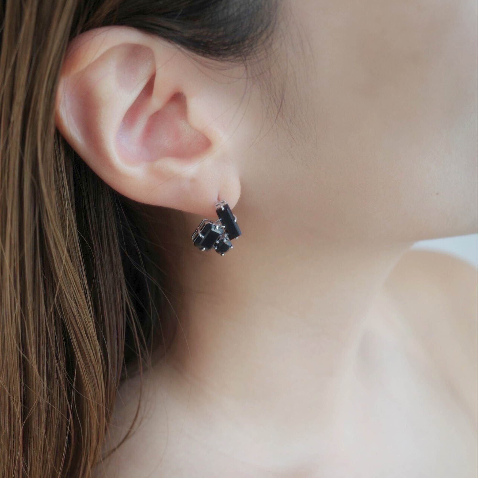 Noir Pierced earrings(ノワール)