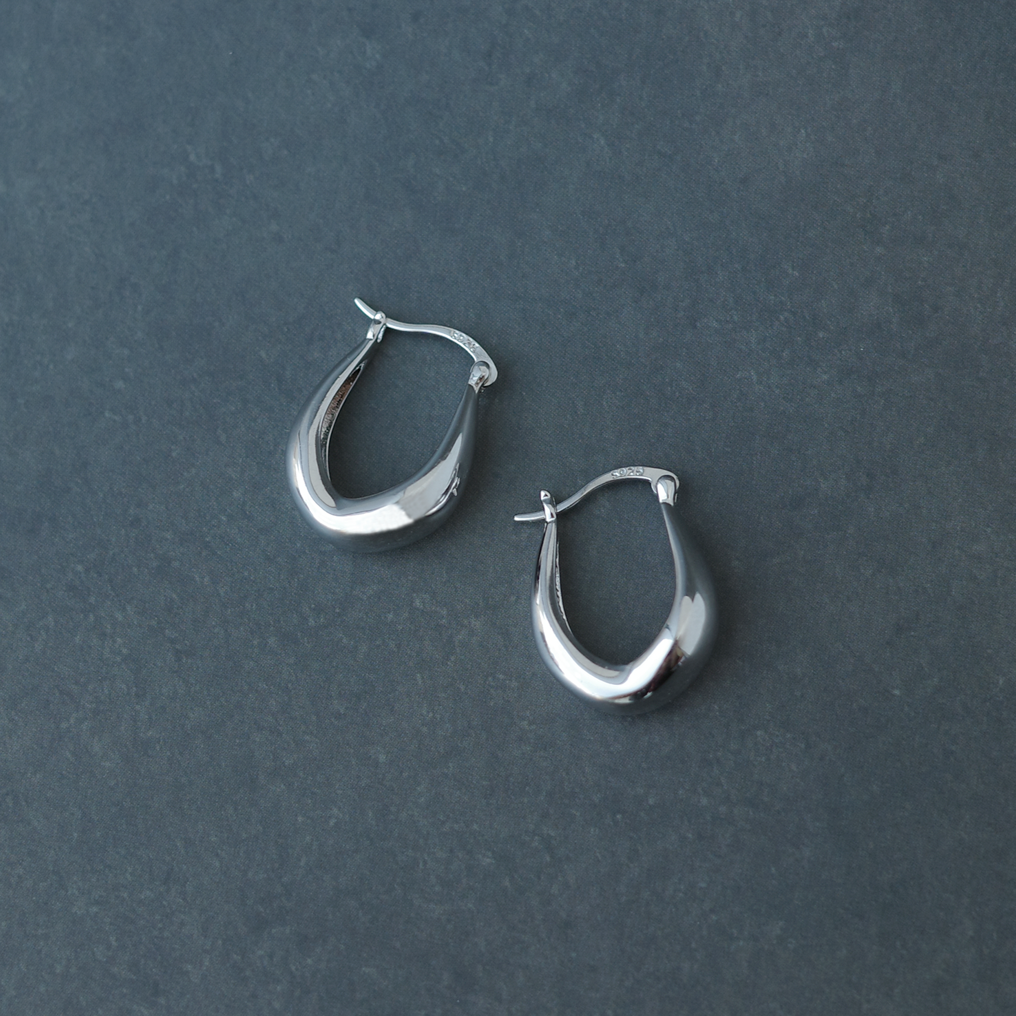 Tear (ティア ピアス)