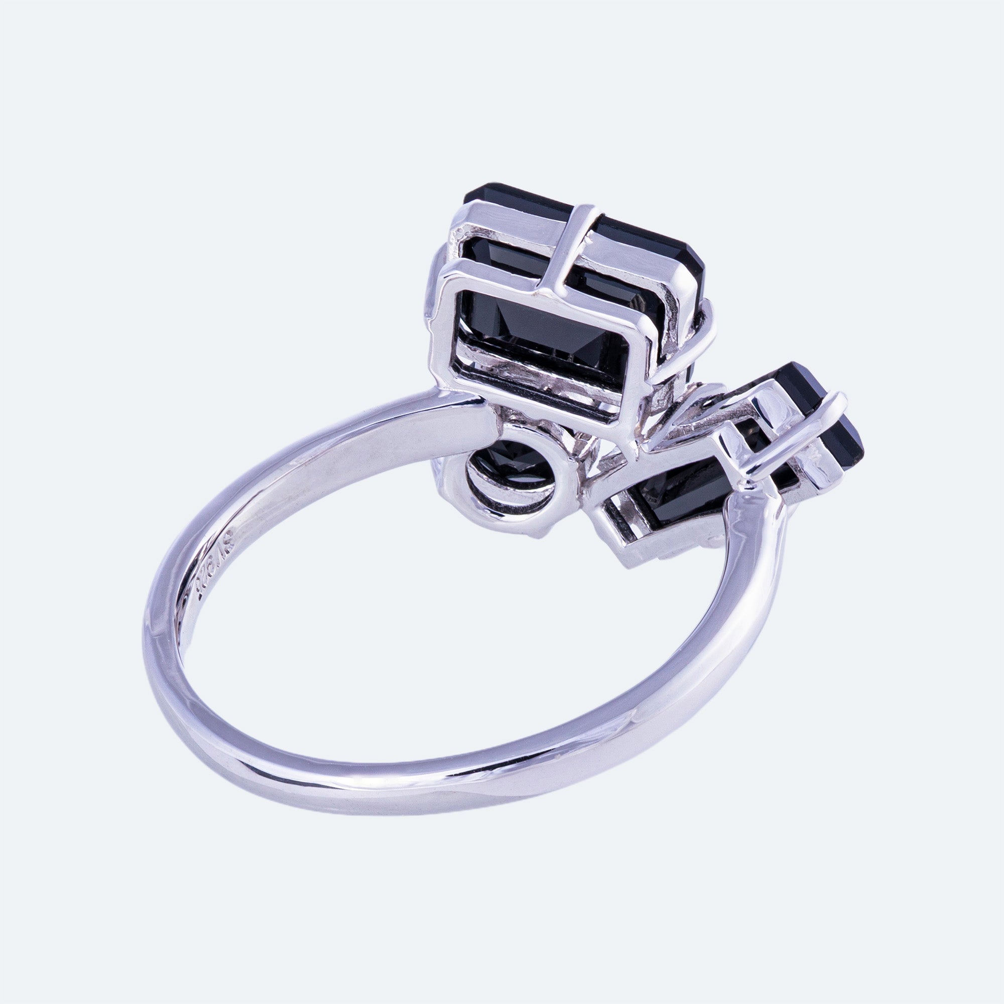 Noir Ring（ノワール)