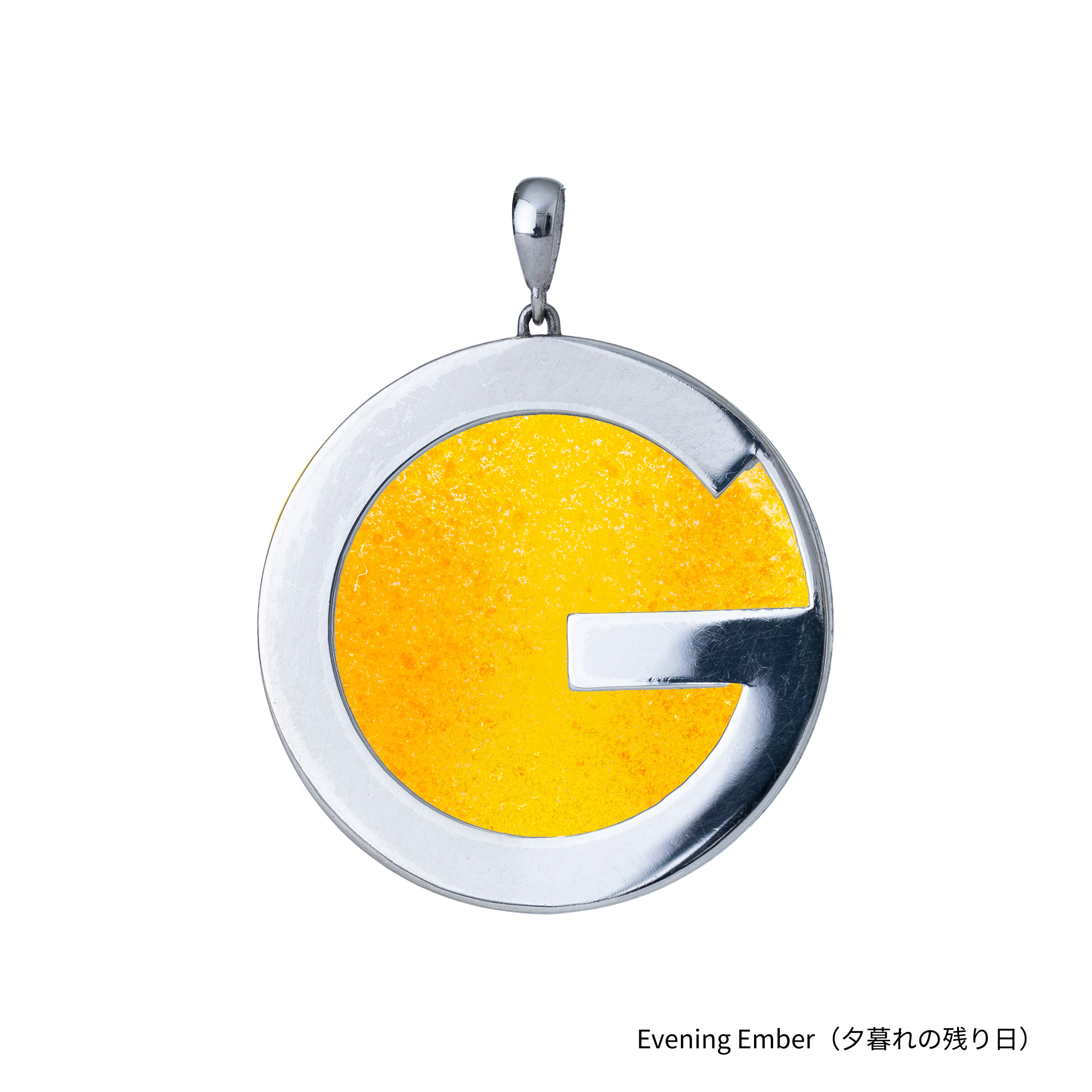「GG」(ガラスペンダント)