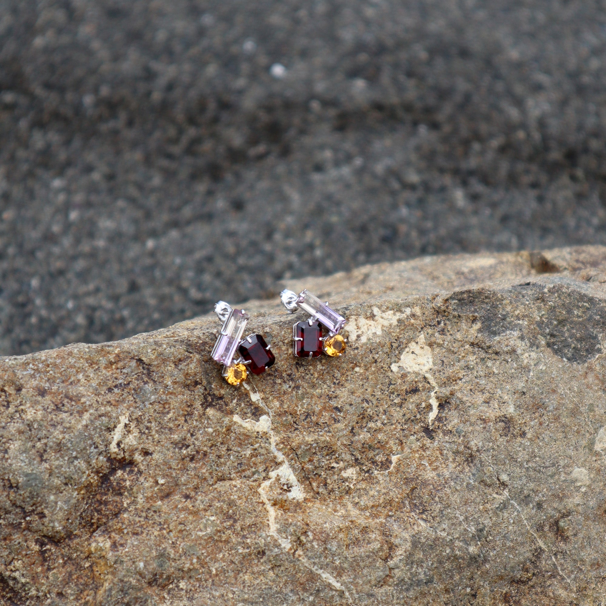 Dahlia Pierced earrings（ダリア ピアス）